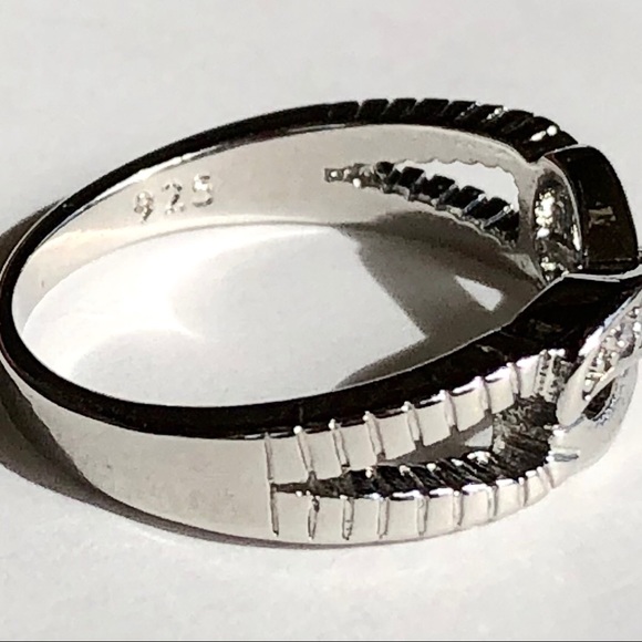 Infinity Sterling Silver Diamond Ring - Picture 4 of 9